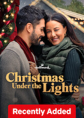 Kliknij by uszyskać więcej informacji | Netflix: Christmas Under the Lights | After agreeing to help her brother with their late mother's Christmas carnival, Emily works with his charismatic friend to make a magical light display.