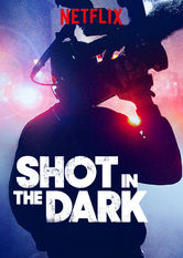 Netflix: Shot in the Dark | <strong>Opis Netflix</strong><br> Trzech konkurujÄ…cych ze sobÄ… reporterów przeszukuje nocÄ… ulice, aby sfilmowaÄ‡ miejsca zbrodni, poÅ¼ary, wypadki i wszystko, co moÅ¼na sprzedaÄ‡ mediom. | Oglądaj serial na Netflix.com