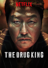 Kliknij by uszyskać więcej informacji | Netflix: The Drug King | Lata 70. Drobny szmugler z Busanu bierze siÄ™ za przemyt narkotyków do Japonii i szybko staje siÄ™ numerem jeden w tej branÅ¼y.