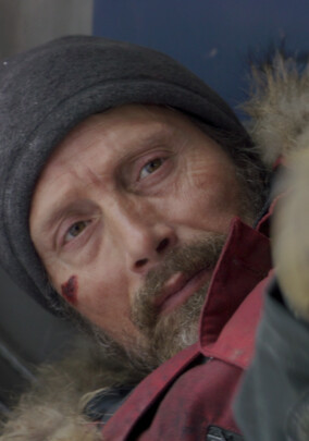 Netflix: Arctic | <strong>Opis Netflix</strong><br> Jego samolot rozbija siÄ™ wÂ samym sercu arktycznej tundry. Jakby tego byÅ‚o maÅ‚o, musi zaryzykowaÄ‡ Å¼yciem, aby pomÃ³c innej ciÄ™Å¼ko rannej poszkodowanej. | Oglądaj film na Netflix.com